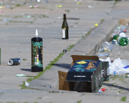 Четирима младежи са в болница след натравяне с райски газ и алкохол