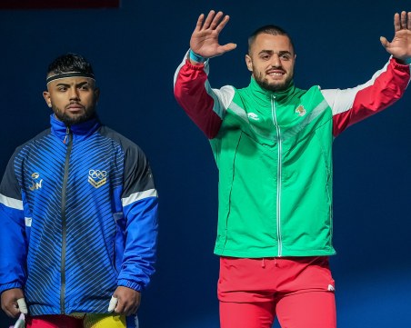 Феномен! Карлос Насар отвя конкуренцията и е олимпийски шампион с нов световен рекорд