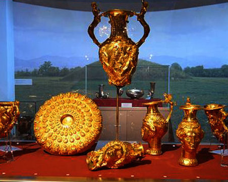 Оригиналът на Панагюрското златно съкровище гостува за месец в Панагюрище