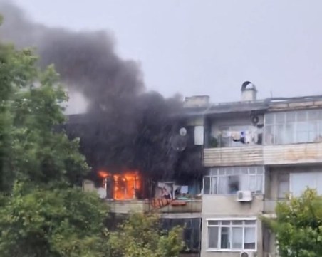 Пловдивчанин загина след пожар в апартамента си, жена му е пострадала