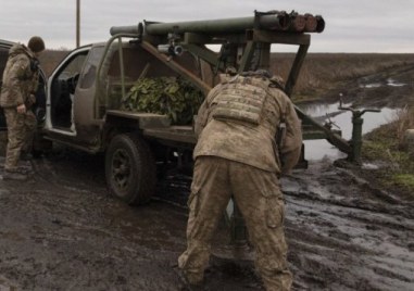 Двама души загинаха включително дете при руска въздушна атака срещу