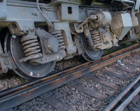 Влак дерайлира в близост до Русе