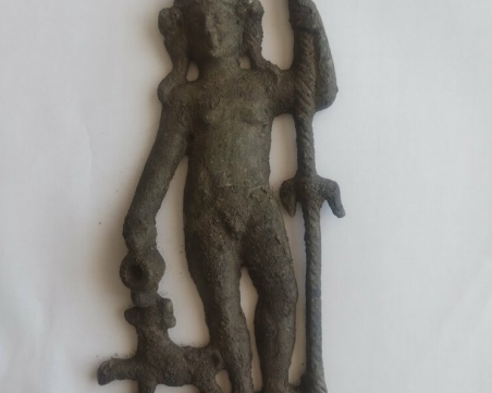 Бронзова апликация на бог Дионис беше открита от археолози край Скутаре