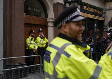 Деца на по 12 години се очаква да се явят