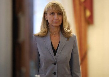 Продължават срещите на избраната от президента Румен Радев за служебен