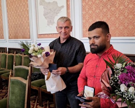 Божидар Андреев не се отказва от щангите, ще учи в НСА