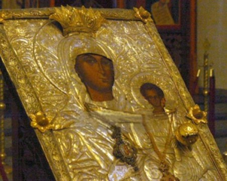 Чудотворната икона на Света Богородица - ”Златна ябълка” е вече в Хасково