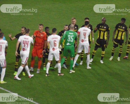 Ето ги стартовите състави на Ботев и Жрински