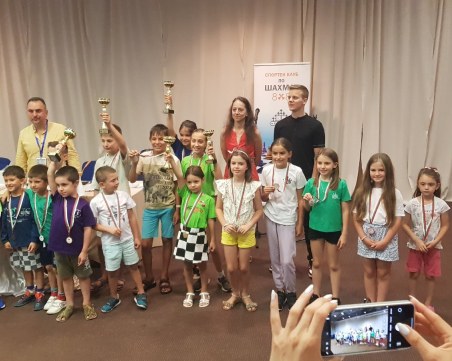 Пловдивските шахматисти с две титли на турнир в Пловдив