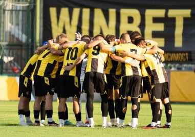 Мач на третия отбор на Ботев Пловдив беше сменен става