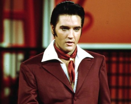 На този ден: Умира кралят на рокендрола Елвис Пресли