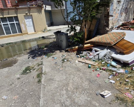 Пловдивчани пропищяха от улица в Аджисана, наводнена е от седмица