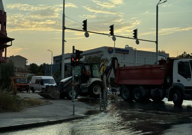 ВиК не спират да работят по голямата авария но може