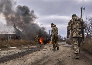 Украинските власти призоваха населението на Покровск в Донецка област да