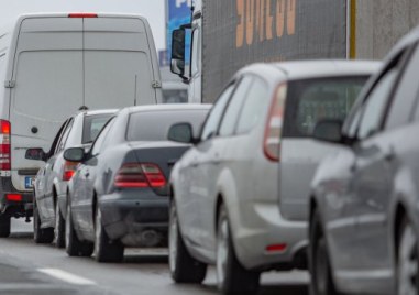 Верижна катастрофа е станала на АМ Тракия в района на