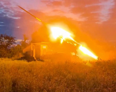 Украйна обяви, че е унищожила мост в Курска област, Русия – че е превзела село в Донецка област