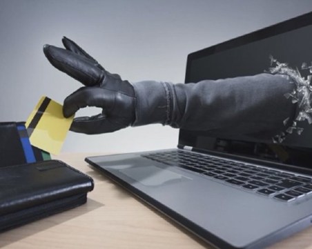 Измама! Предлагат „легална” диплома и шофьорска книжка срещу 2000 лева във фейсбук- желаещи има