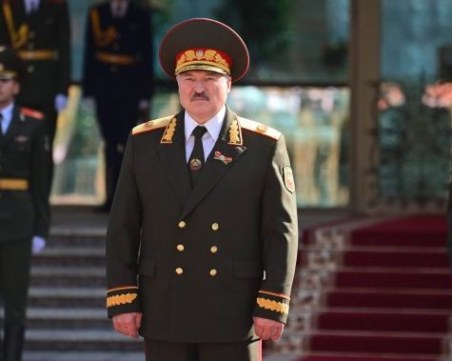 Беларус трупа още войски на границата с Украйна