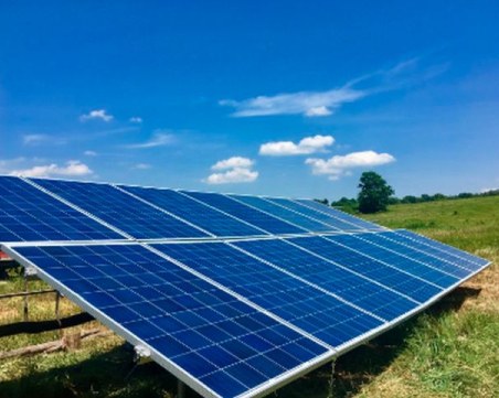 Компания за соларни панели с инвестиция за 240 млн. лева край Стара Загора