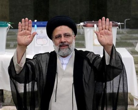 Лошо време е причина за въздушната катастрофа, при която загина иранският президент