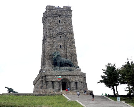 Паметникът Шипка ще работи с удължено работно време и с вход свободен на 24 август