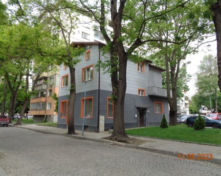 Разпродават на части сграда в центъра на Пловдив, апартаментите са под 1000 евро на кв.м.