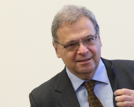 Юлиан Попов: След 