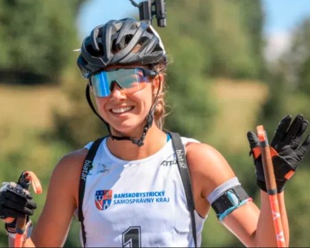 Лора Христова отново е световна шампионка в биатлона