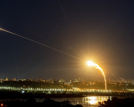 Украинска атака с дрон забави полети във Волгоград