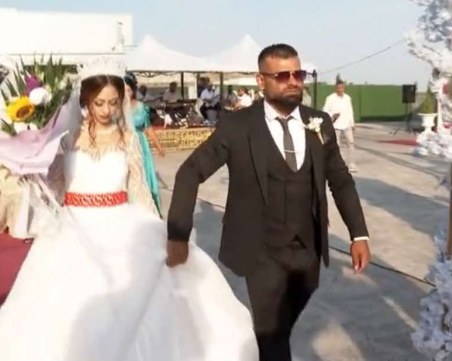 Медалистът от Париж 2024 Божидар Андреев вдигна пищна сватба с 600 гости