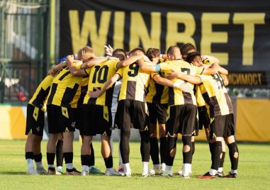 1 1 приключиха в Асеновград местния Асеновец и Ботев III Пловдив