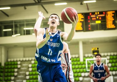 Академик Бултекс 99 осъществи още един входящ трансфер информираха от