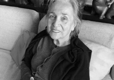 Напусна ни Ива Хаджиева скулптор чието име се свързва с