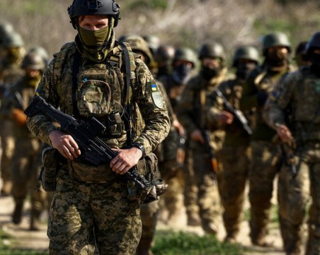 Mасирана руска атака и тази нощ в Украйна, има загинали