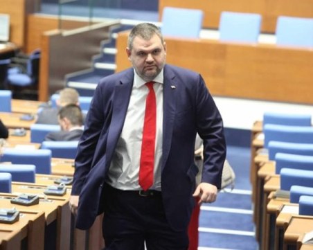 Пеевски: Това противоуставно действие показва хора, които живеят в паралелния свят на приказките от сараите