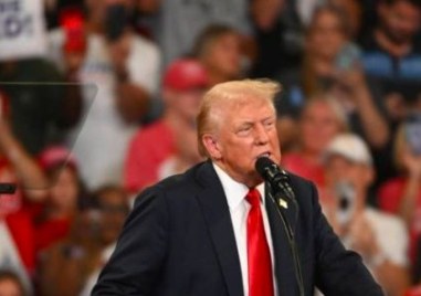 Републиканският кандидат президент Доналд Тръмп критикува украинската офанзива в руската област