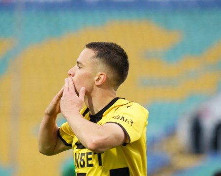 Официално: Ботев продаде Мартин Секулич