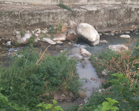 Отпадъчни води се изтичат в Стара река в Карлово?