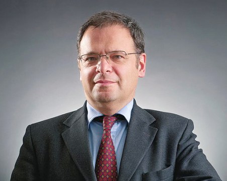 ПП-ДБ предлага Юлиян Попов за еврокомисар