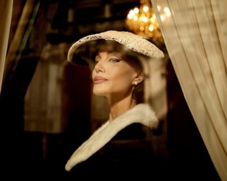 Анджелина Джоли е Мария Калас в биографичен филм за оперната дива