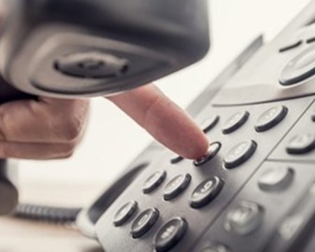 Българин е арестуван на остров Крит за множество телефонни измами