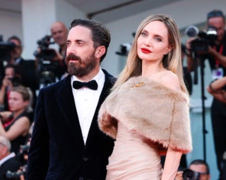 Aнджелина Джоли се разплака на премиерата на 