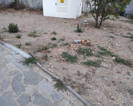 Срам за майстора: Карловец се възмути от некачествен ремонт