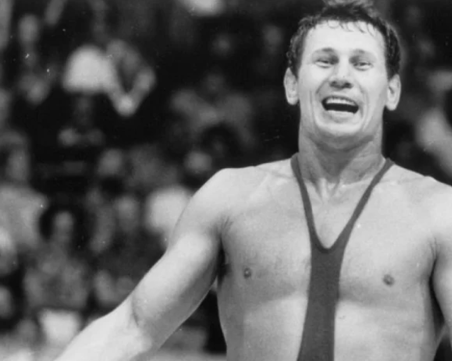 Почина борцовата легенда Александър Медвед