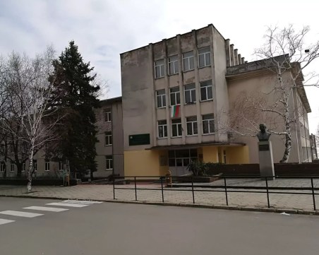 Спряха конкурса за нов директор в още 4 училища в Пловдивско, 35 кандидати се явяват на изпит утре