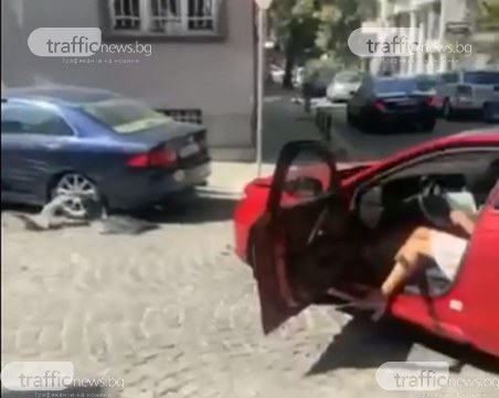 След неспиране на знак „Стоп”: Шофьор помля две коли в центъра на Пловдив