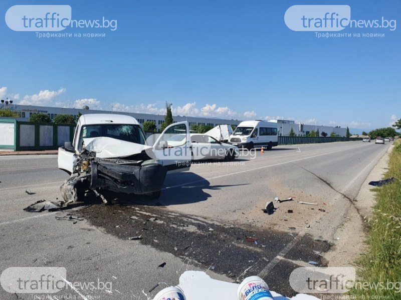 Две жертви и 37 ранени при катастрофи в страната