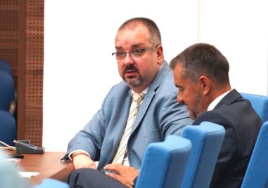 Депутатът Михаил Ставрев напуска парламентарната група на БСП за България Прочетете