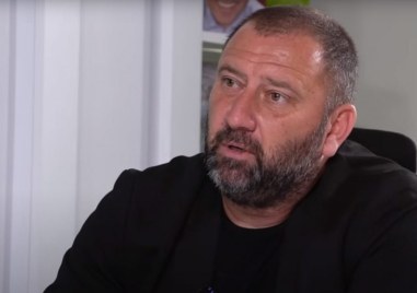 Бившият полузащитник на Левски Александър Александров – Кривия гостува в