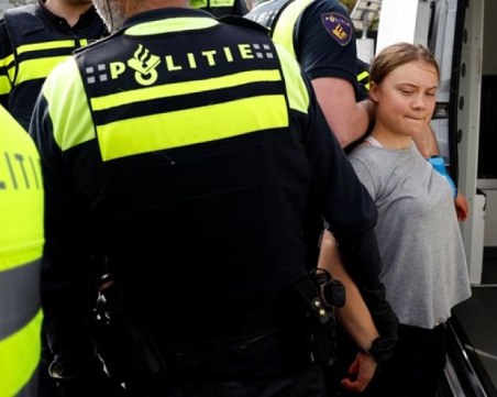 Арестуваха Грета Тунберг по време на протест срещу войната в Газа